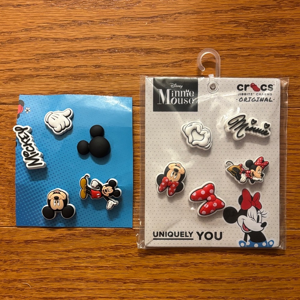 CROCS Disney Mickey and Minnie Jibbitz Charms